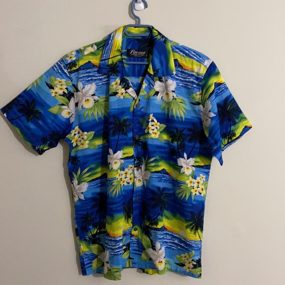 Favant Hawaiian shirt - Picture 3 of 11